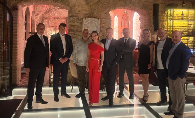 TGDF Yönetim Kurulu Akşam Yemeğinde Bir Araya Geldi